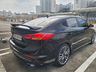 HYUNDAI AVANTE AD 2018