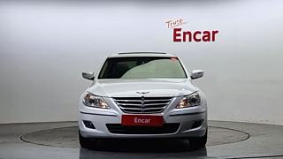 HYUNDAI GENESIS 2011