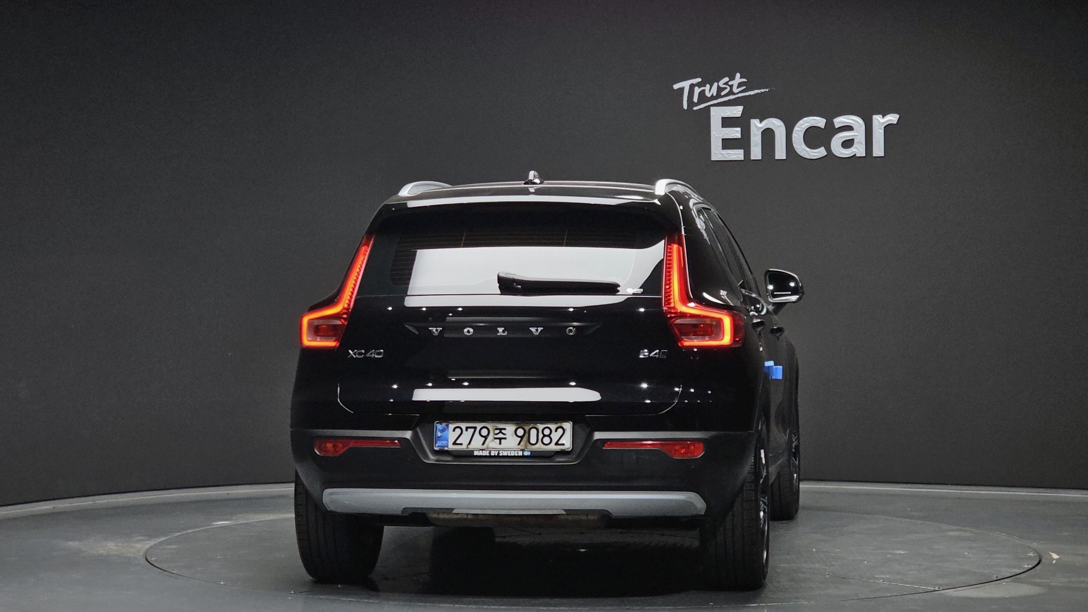 VOLVO XC40 2020