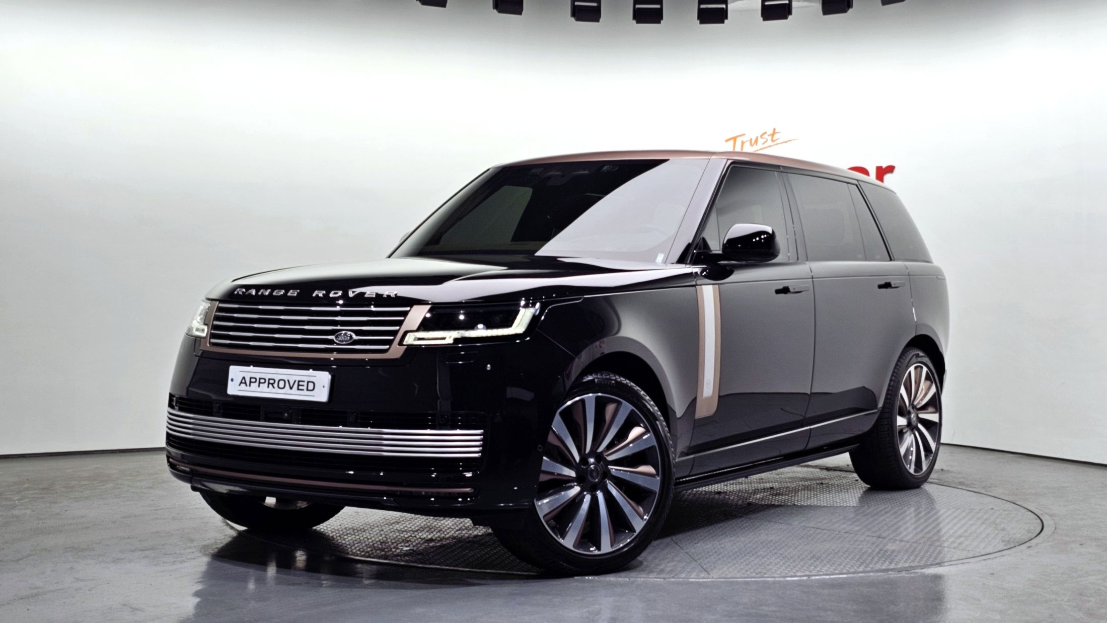 LAND ROVER RANGE ROVER