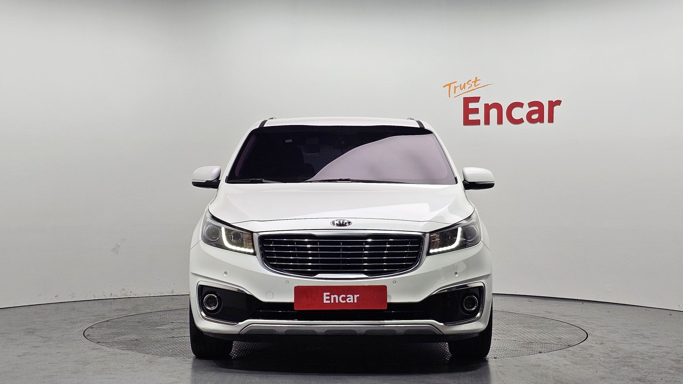 KIA CARNIVAL 2016