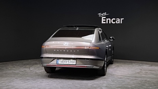 HYUNDAI GRANDEUR HYBRID GN7 2023