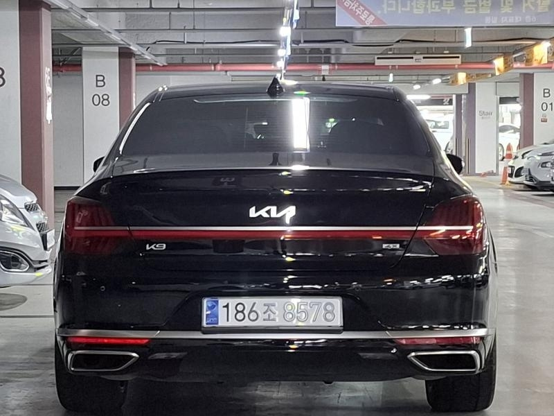 KIA K9