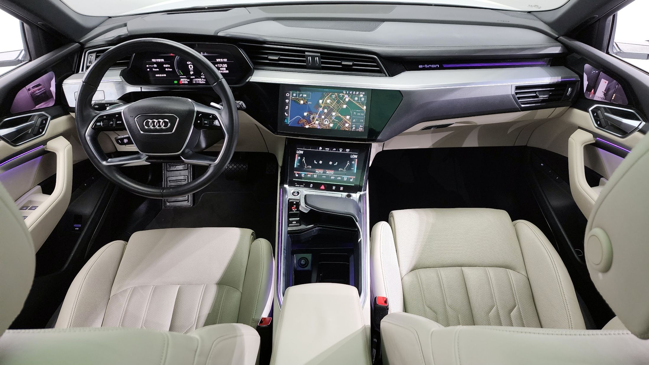 AUDI E-TRON 2021