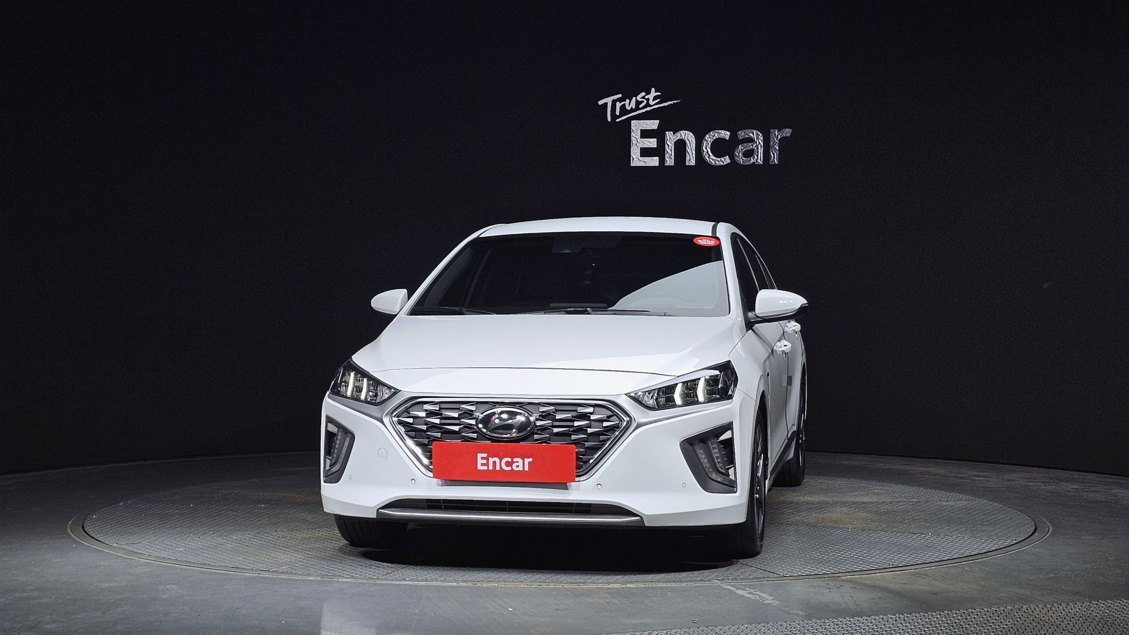 HYUNDAI IONIQ HYBRID 2019