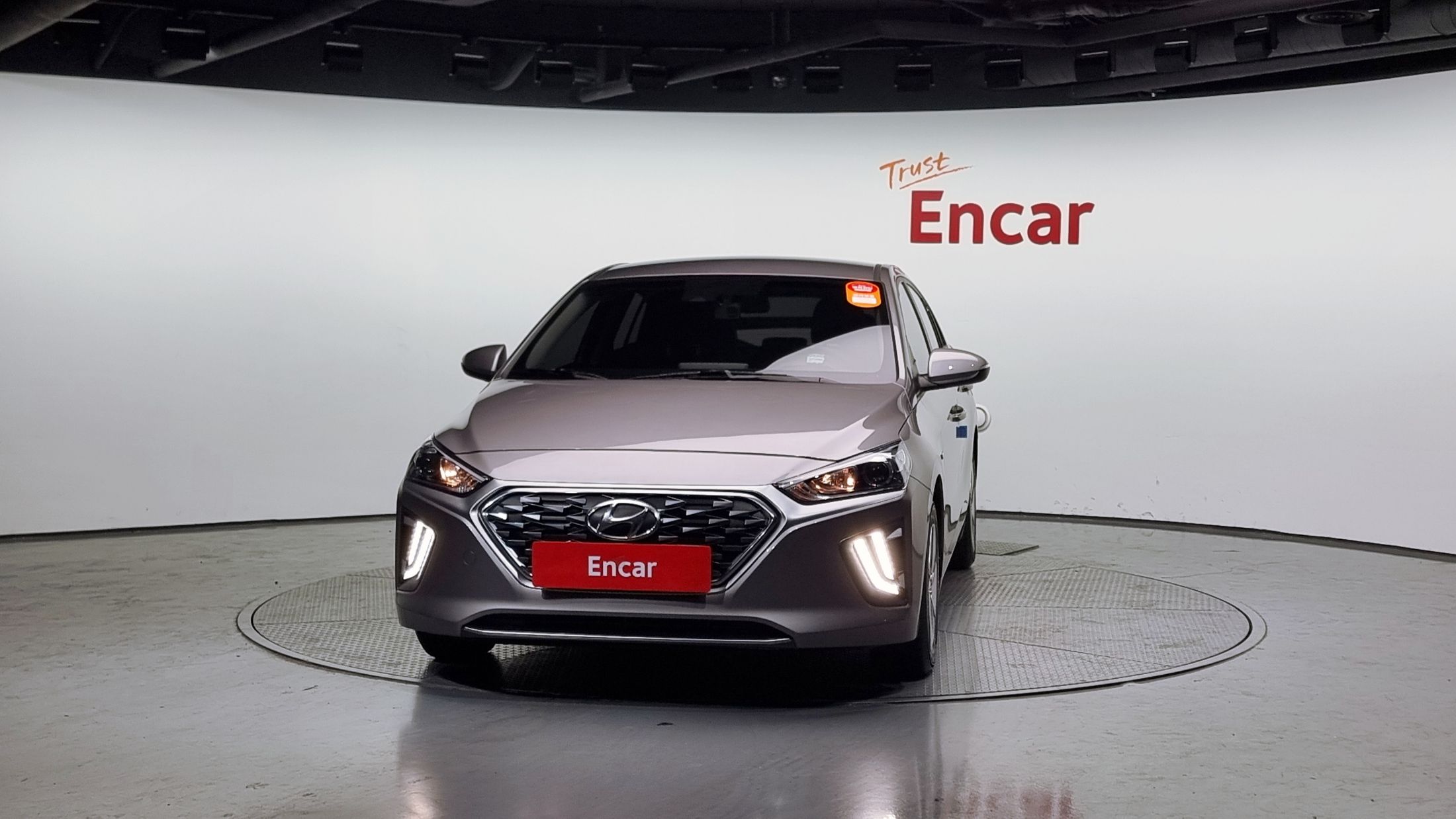 HYUNDAI IONIQ HYBRID 2019