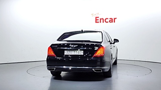 GENESIS EQ900 2016