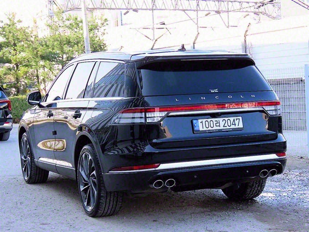 LINCOLN AVIATOR
