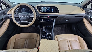 HYUNDAI SONATA DN8 2019