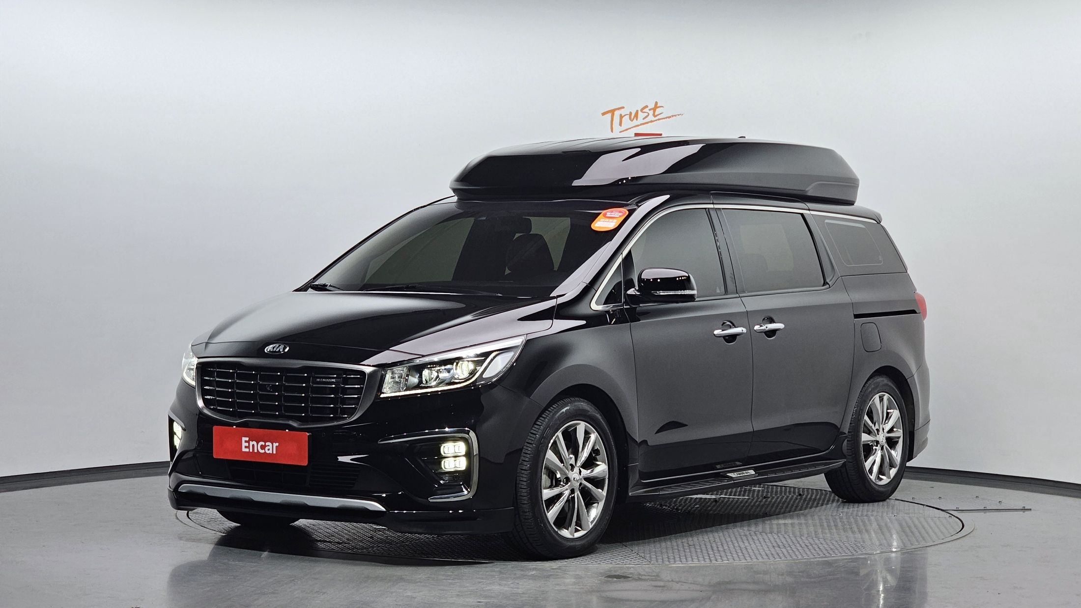 KIA CARNIVAL 2019