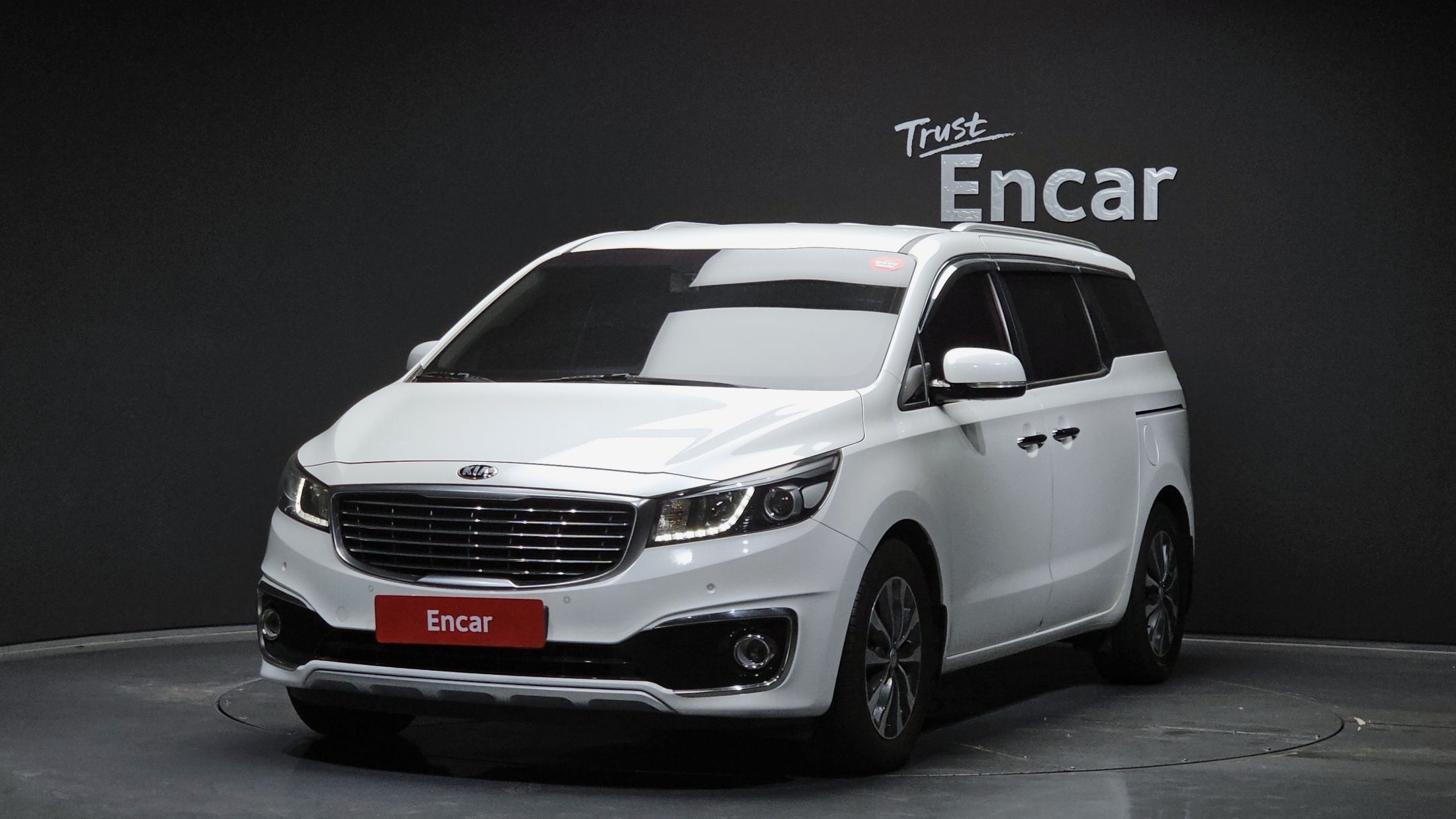 KIA CARNIVAL 2017