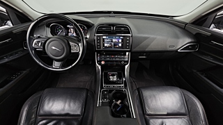 JAGUAR XE 2016