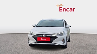 HYUNDAI AVANTE AD 2019