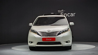 TOYOTA SIENNA 2016
