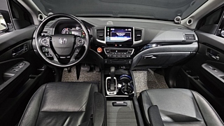 HONDA PILOT 2016