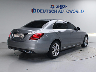 MERCEDES BENZ C-CLASS W205 2016