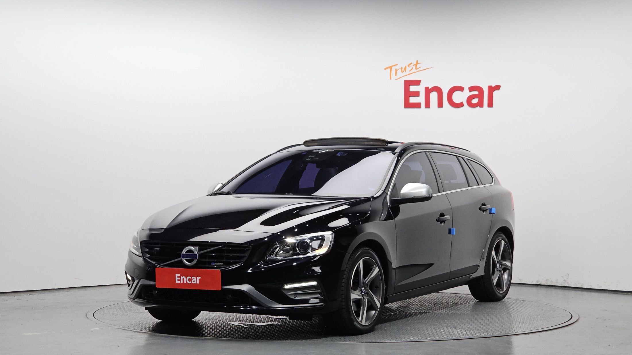 VOLVO V60 2014