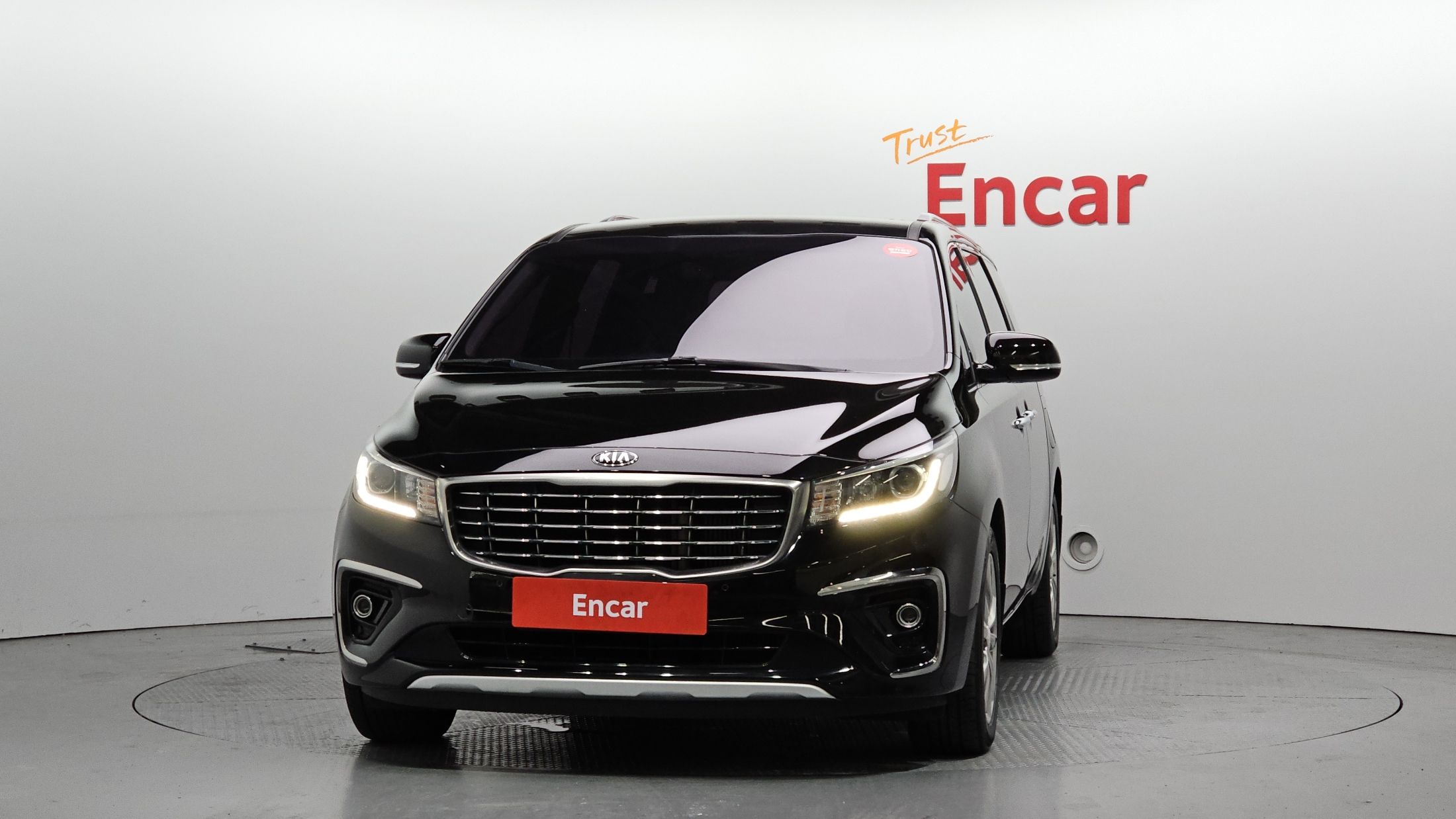 KIA CARNIVAL 2019