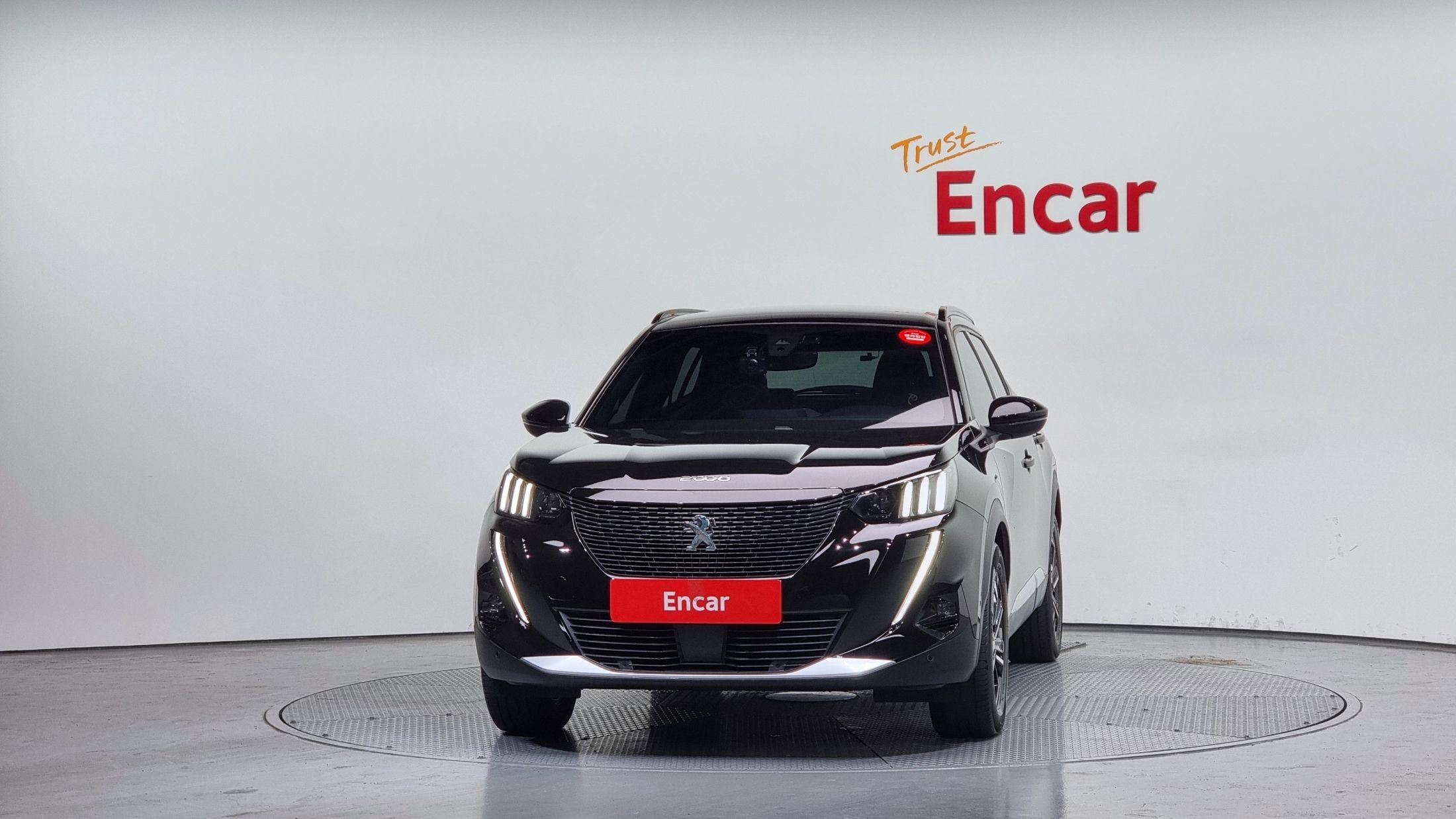 PEUGEOT E-2008 2021