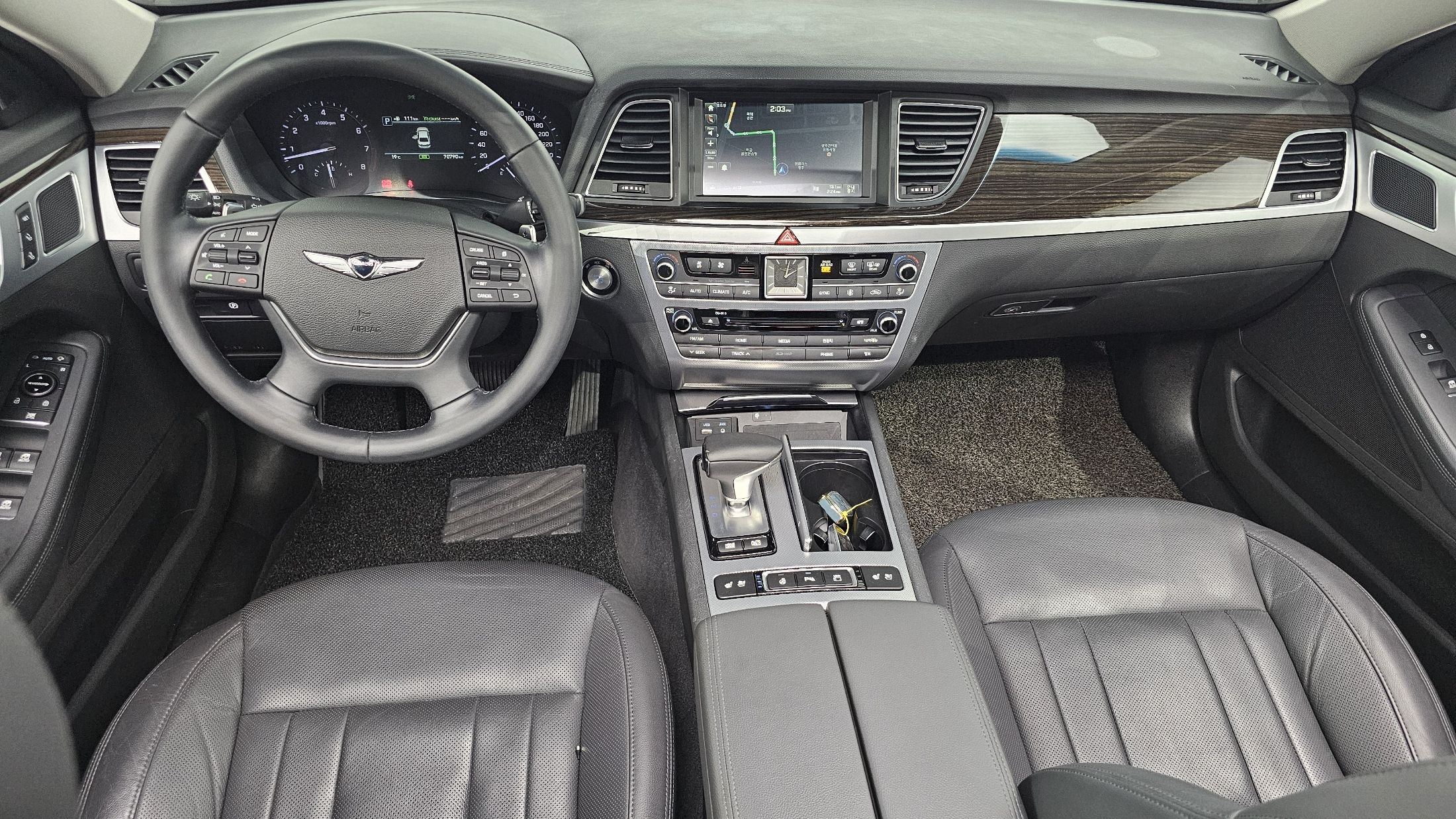 GENESIS G80 2017