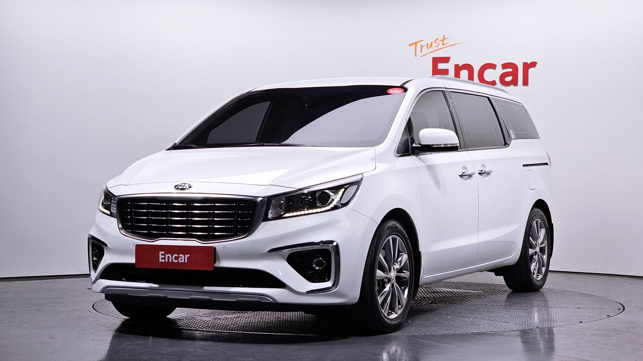 KIA CARNIVAL 2018