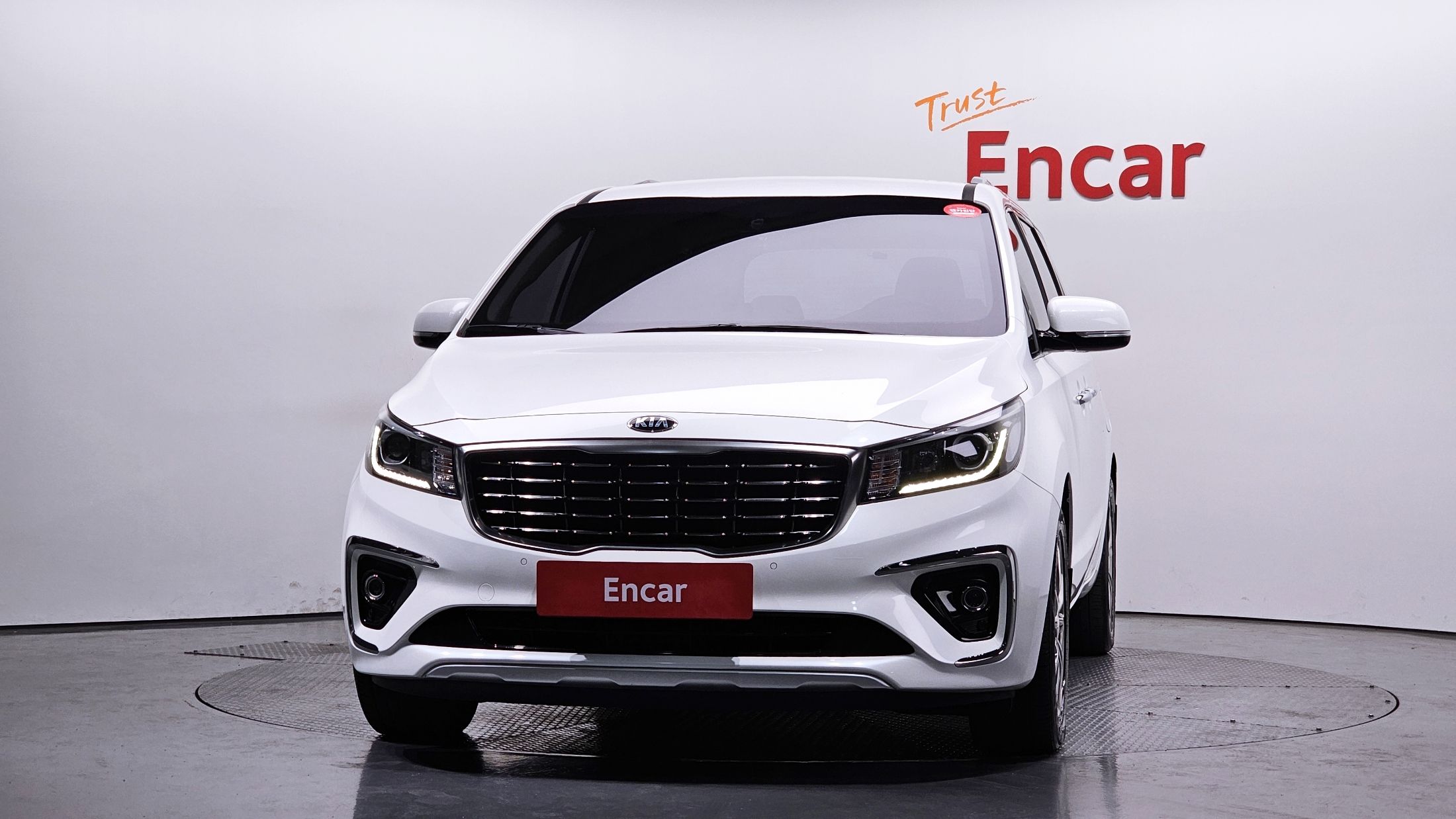 KIA CARNIVAL 2018