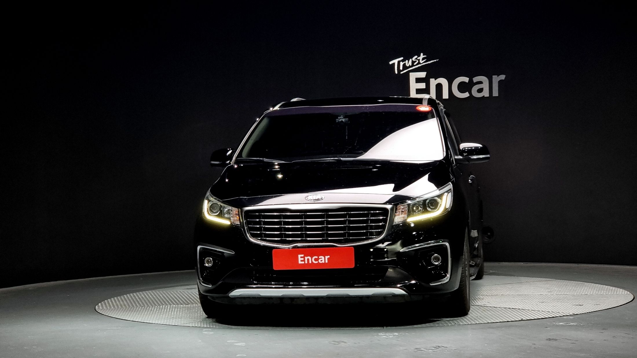 KIA CARNIVAL 2018
