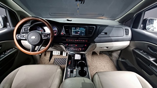 KIA CARNIVAL 2018