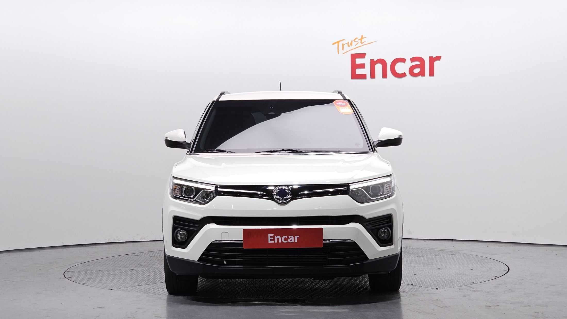 SSANGYONG TIVOLI VERY NEW 2020