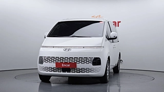 HYUNDAI STARIA 2024