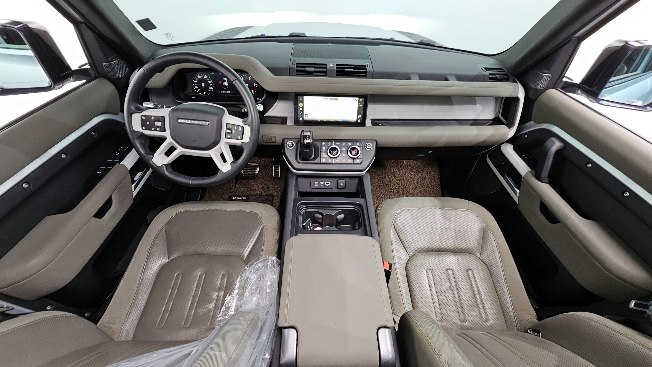 LAND ROVER DEFENDER L663
