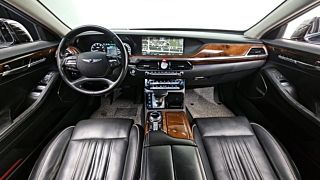 GENESIS EQ900 2017