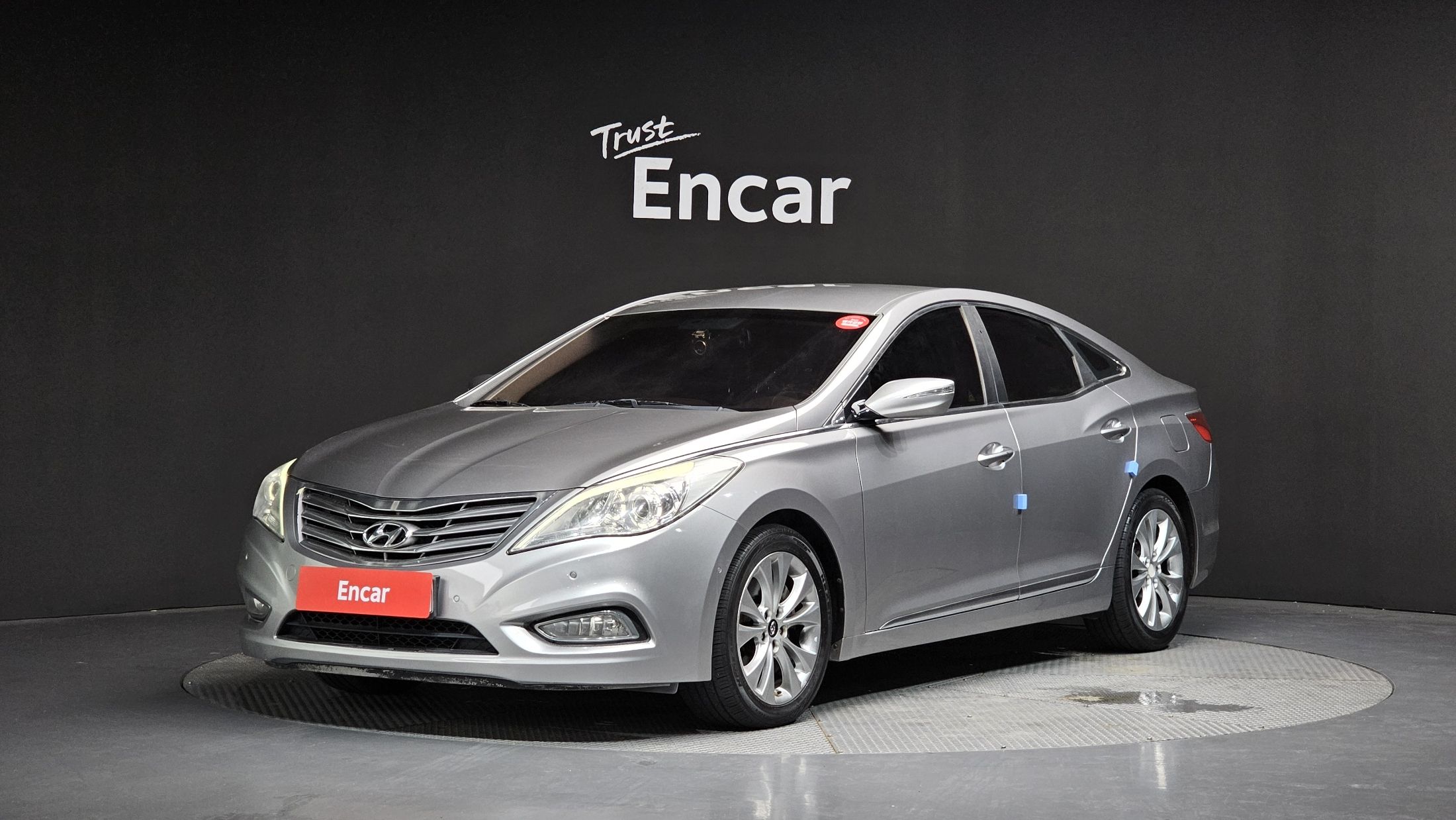 HYUNDAI GRANDEUR HG 2011