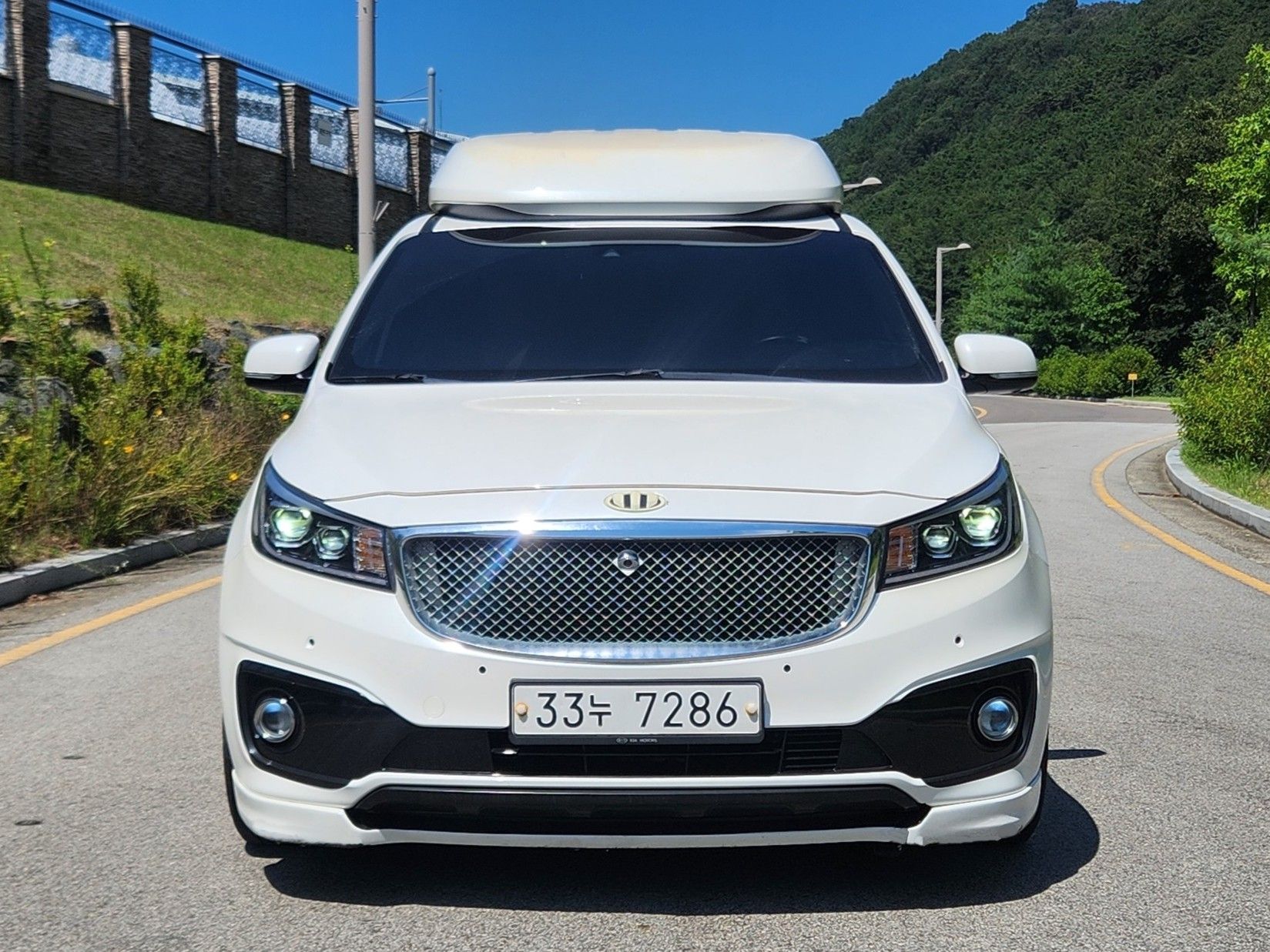 KIA CARNIVAL 2018