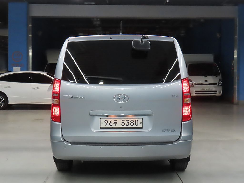 HYUNDAI STAREX GRAND 2021