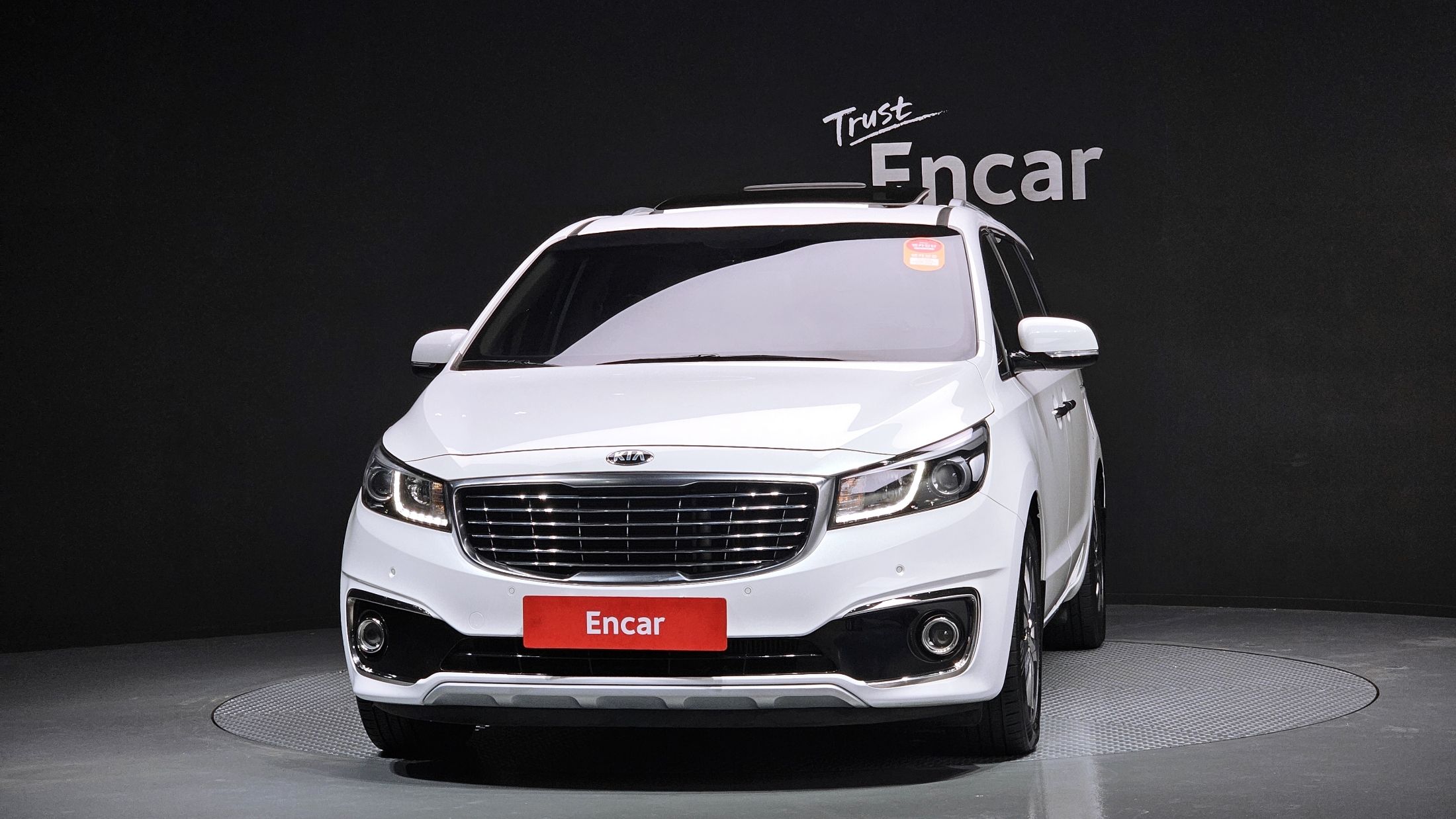 KIA CARNIVAL 2017