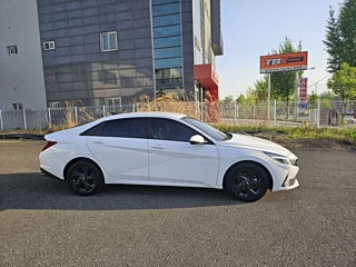 HYUNDAI AVANTE HYBRID CN7 2021