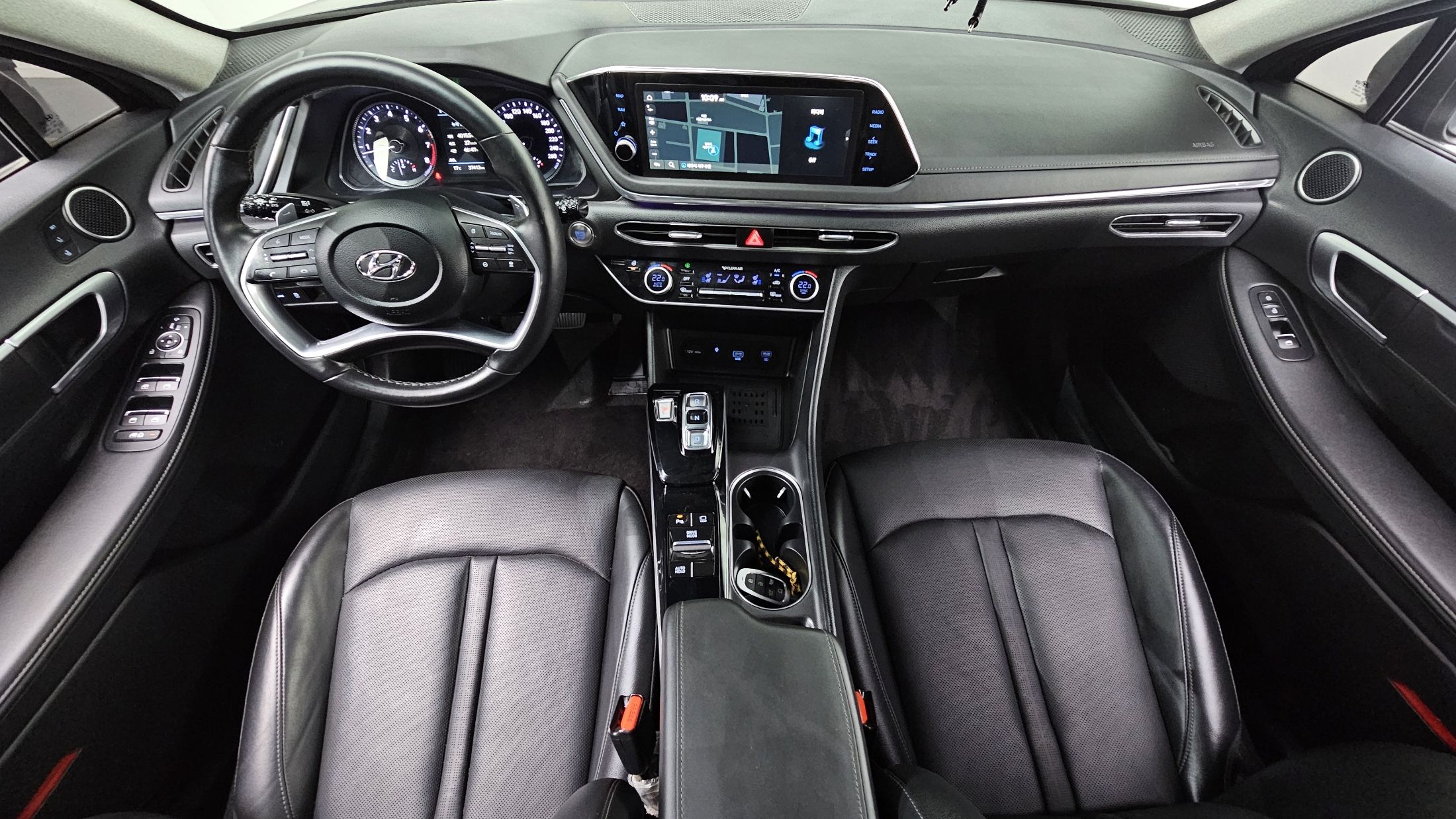 HYUNDAI SONATA DN8 2021