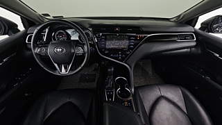 TOYOTA CAMRY XV70 2018