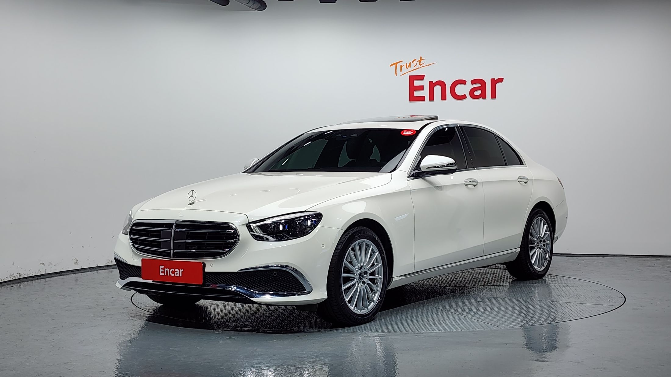 MERCEDES BENZ E-CLASS W213 2020