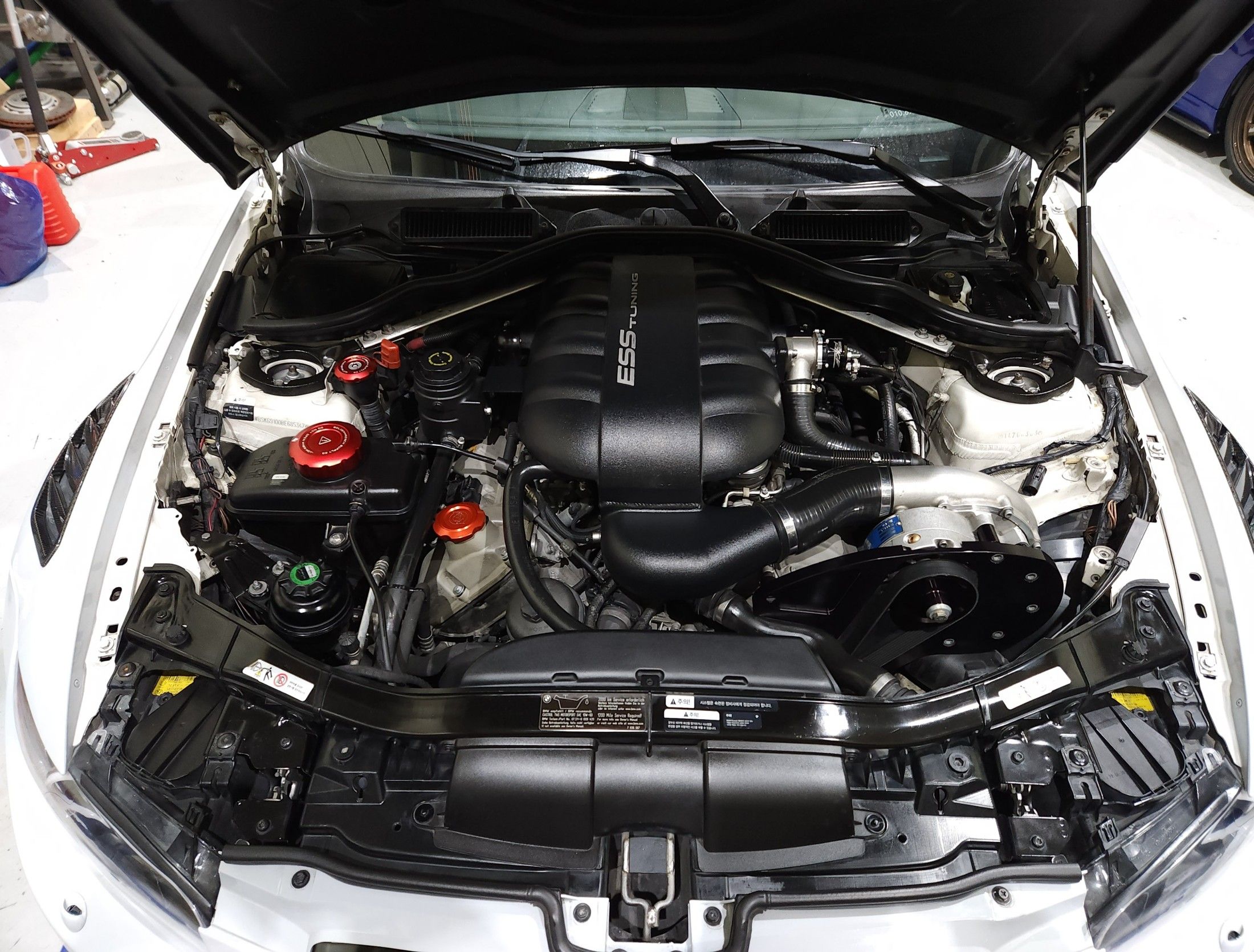 BMW M3 E90