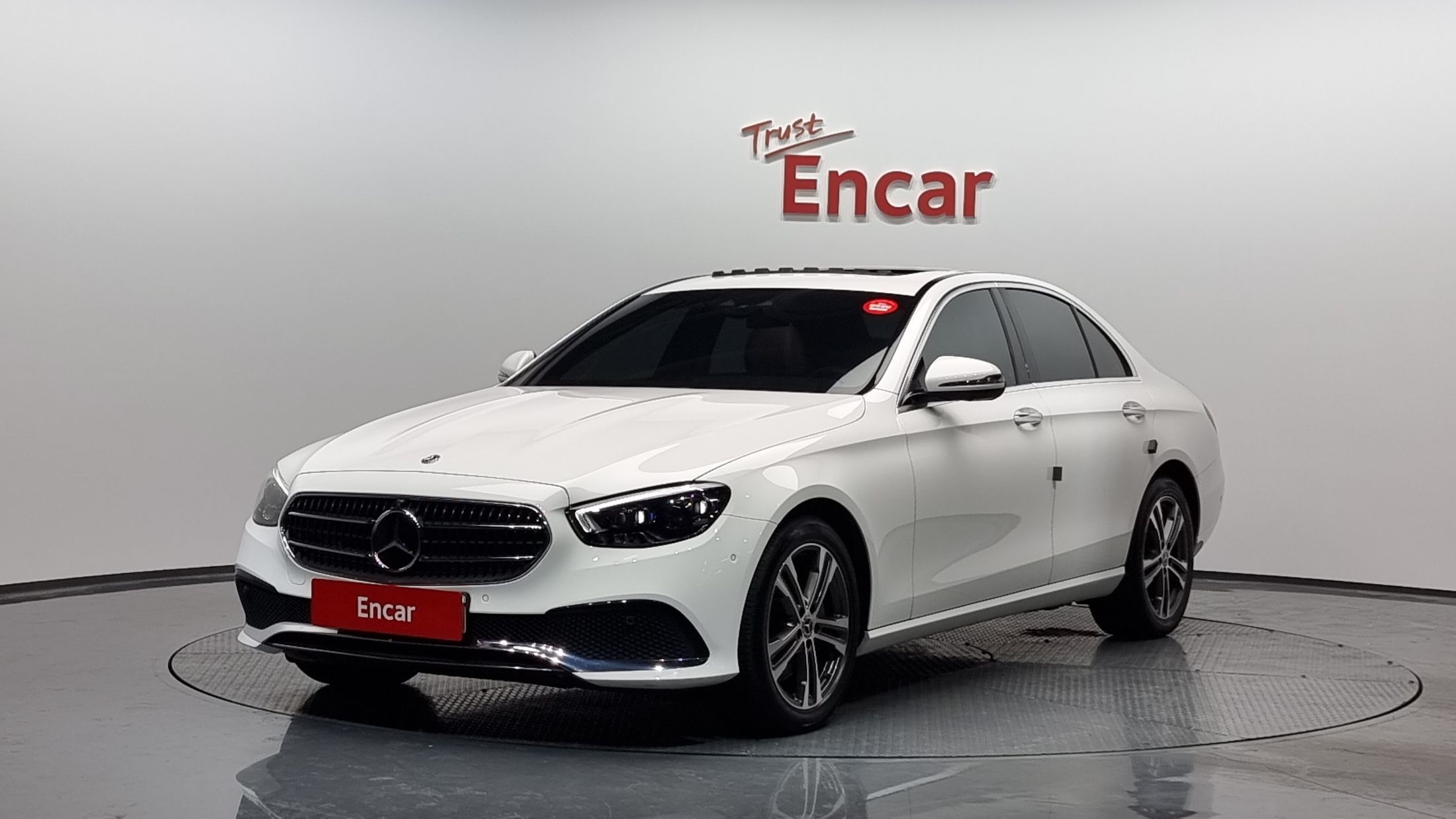 MERCEDES BENZ E-CLASS W213 2022