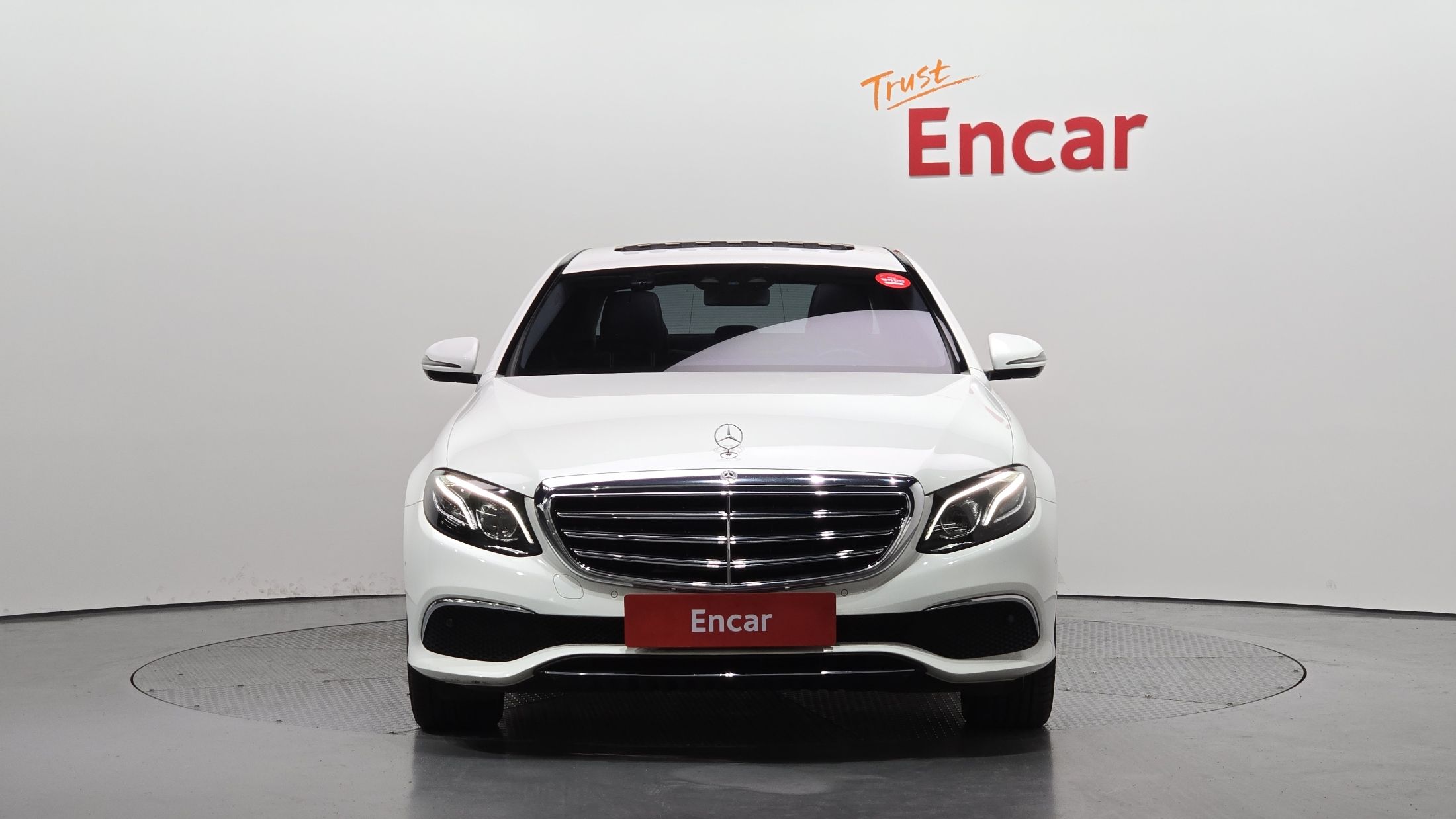 MERCEDES BENZ E-CLASS W213 2018