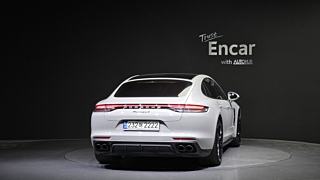 PORSCHE PANAMERA 971 2022