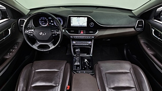 HYUNDAI GRANDEUR IG 2017