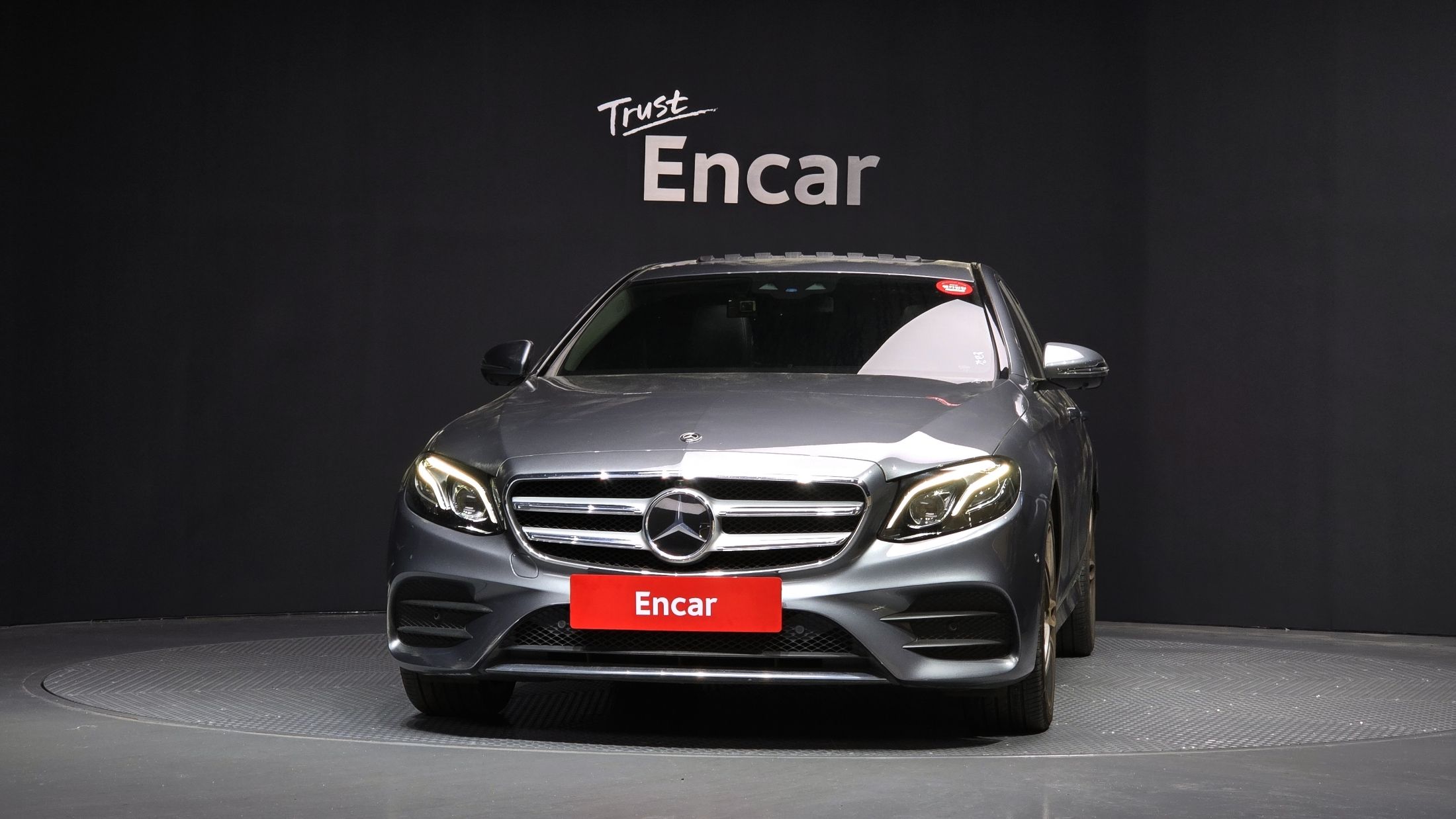 MERCEDES BENZ E-CLASS W213 2020