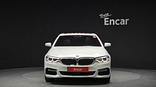 BMW 5-SERIES G30 2017