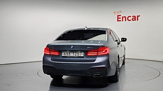 BMW 5-SERIES G30 2018