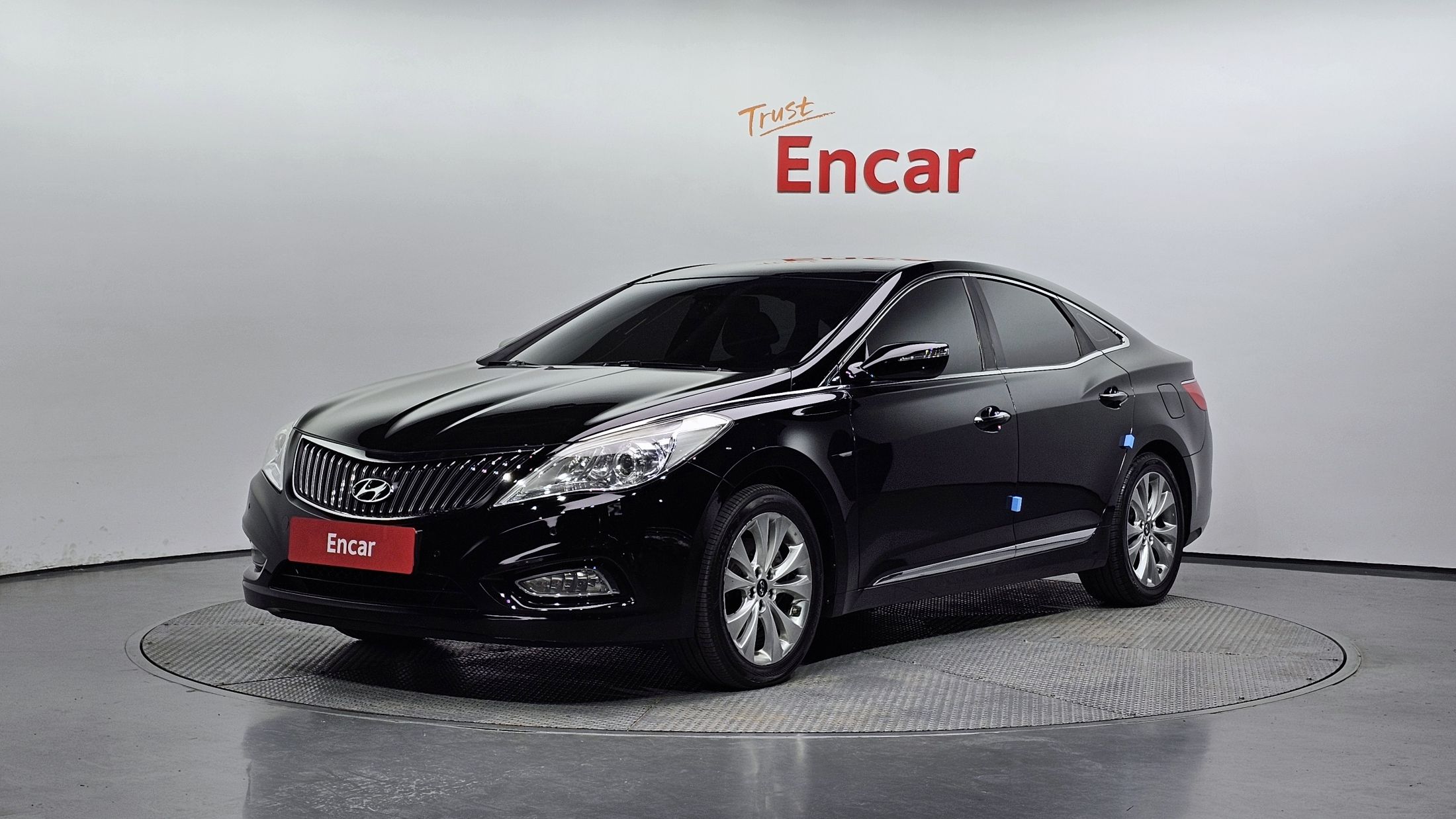 HYUNDAI GRANDEUR HG 2012