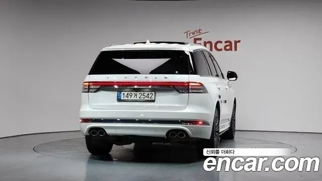 LINCOLN AVIATOR